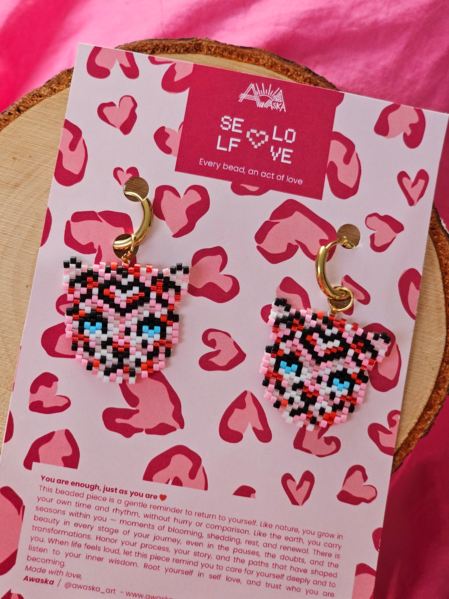 ✨❤️ NEW ❤️✨ SELF LOVE, ✨ Jaguar Beaded earrings ✨