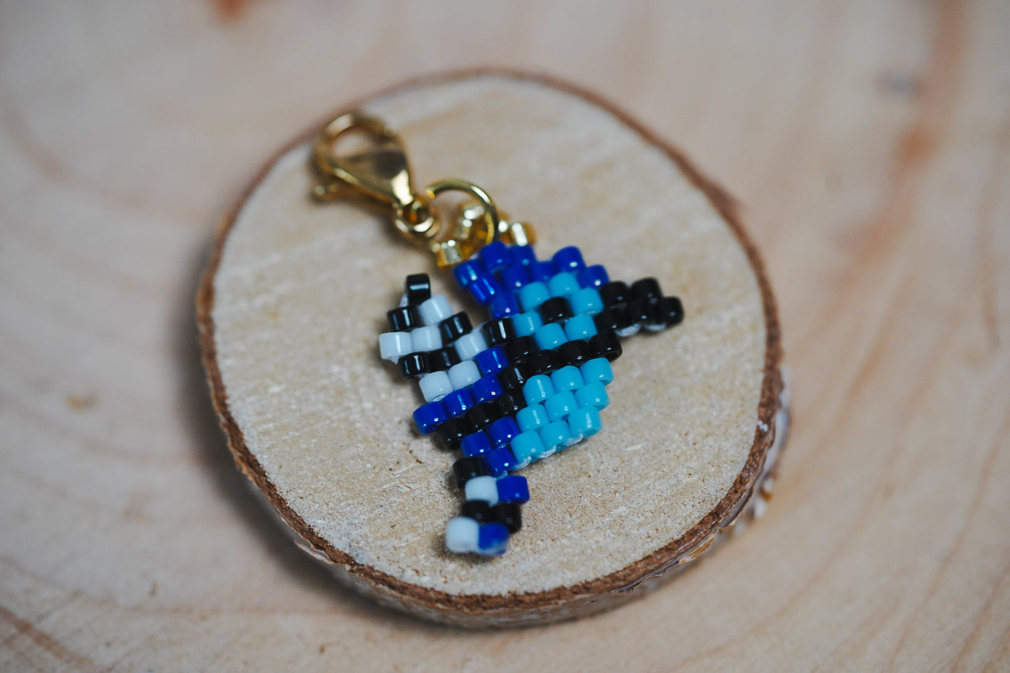 🌟 NEW✨ BEADED CHARMS 💙 BIRDS OF CANADA (Mini) ✨ Blue Jay