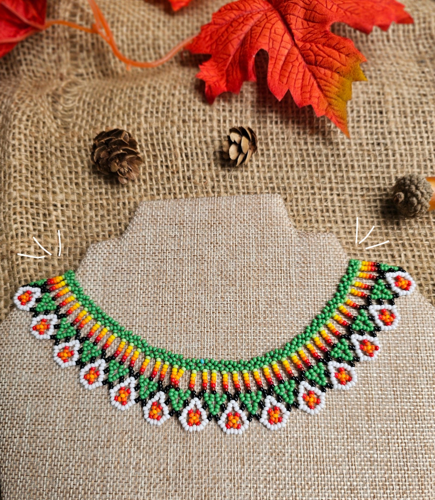 🍁🍂🍃✨ Falling Leaves Beaded Necklace🍂🍃✨ - Awaska