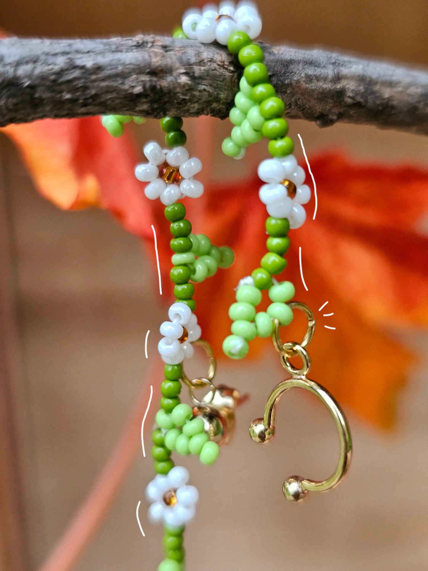✨🌼✨🧡Sound of flowers Beaded Ear Cuff - Awaska