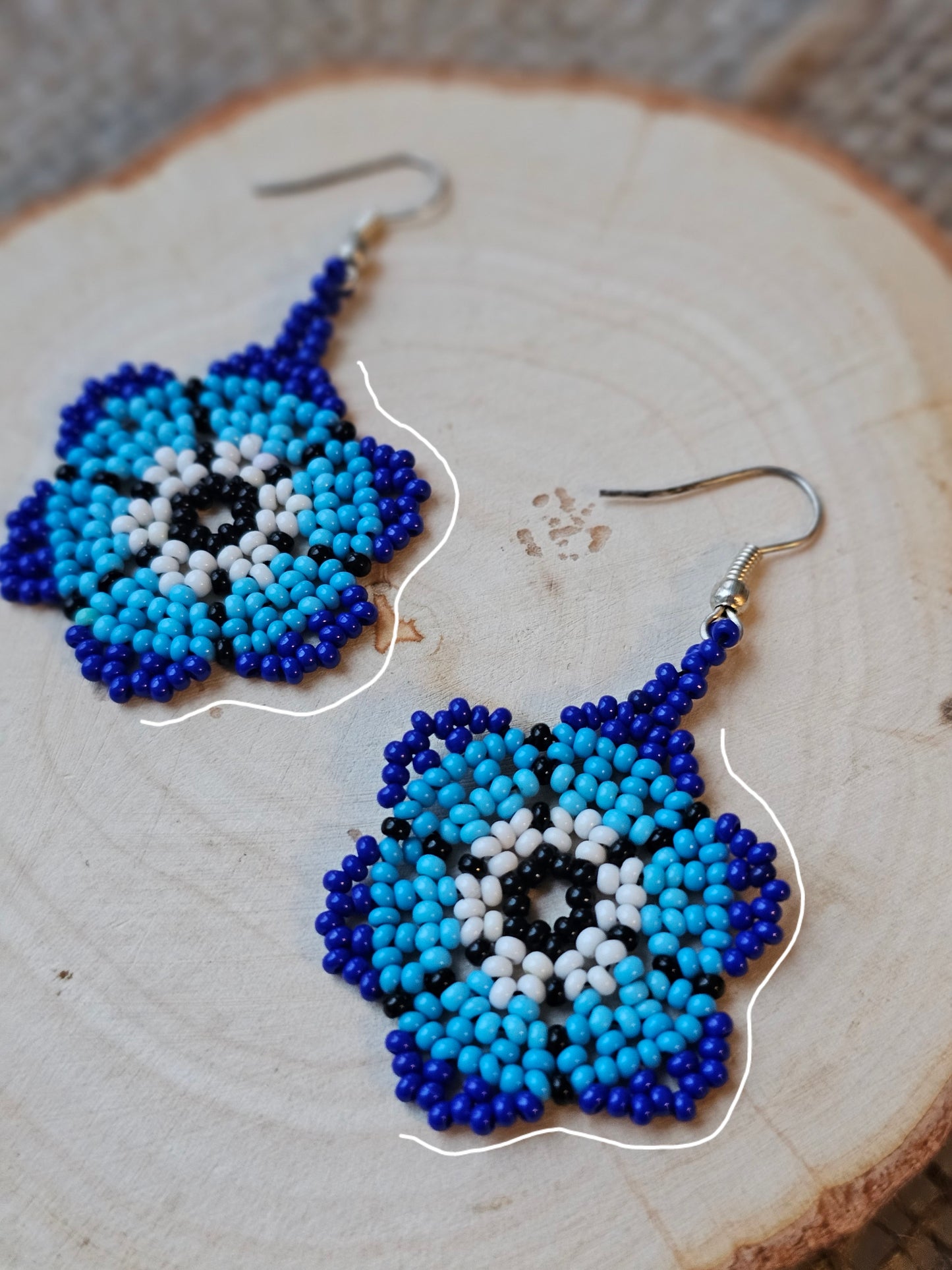 💠✨WINTER SPRING BEADED EARRINGS ✨💙 - Awaska