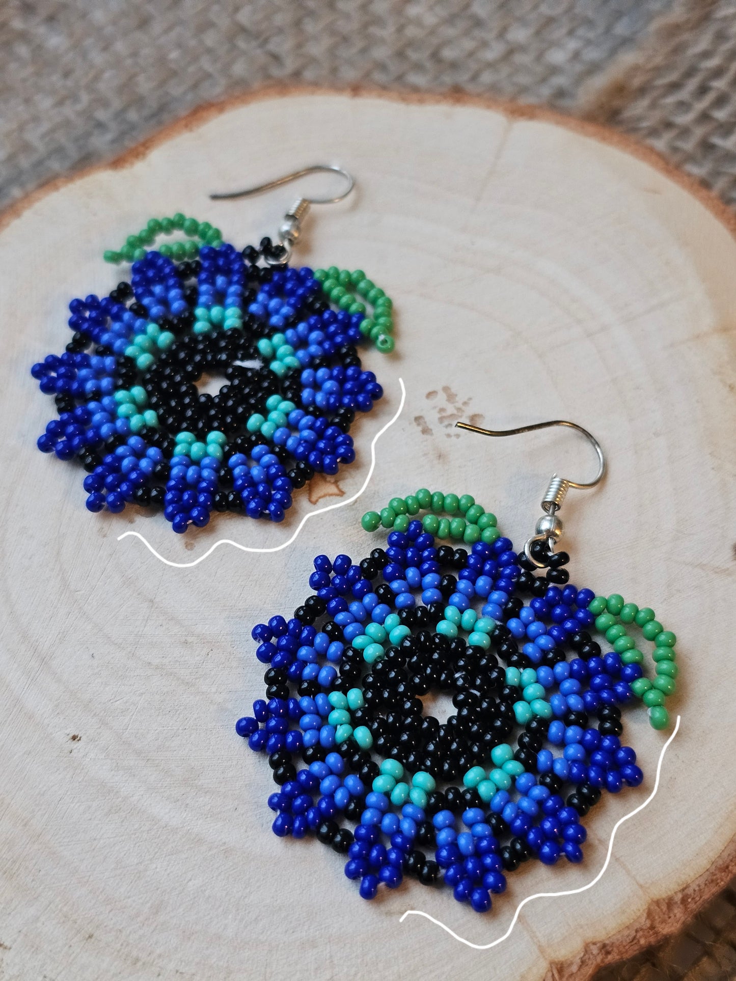 💠✨WINTER SPRING BEADED EARRINGS ✨💙 - Awaska