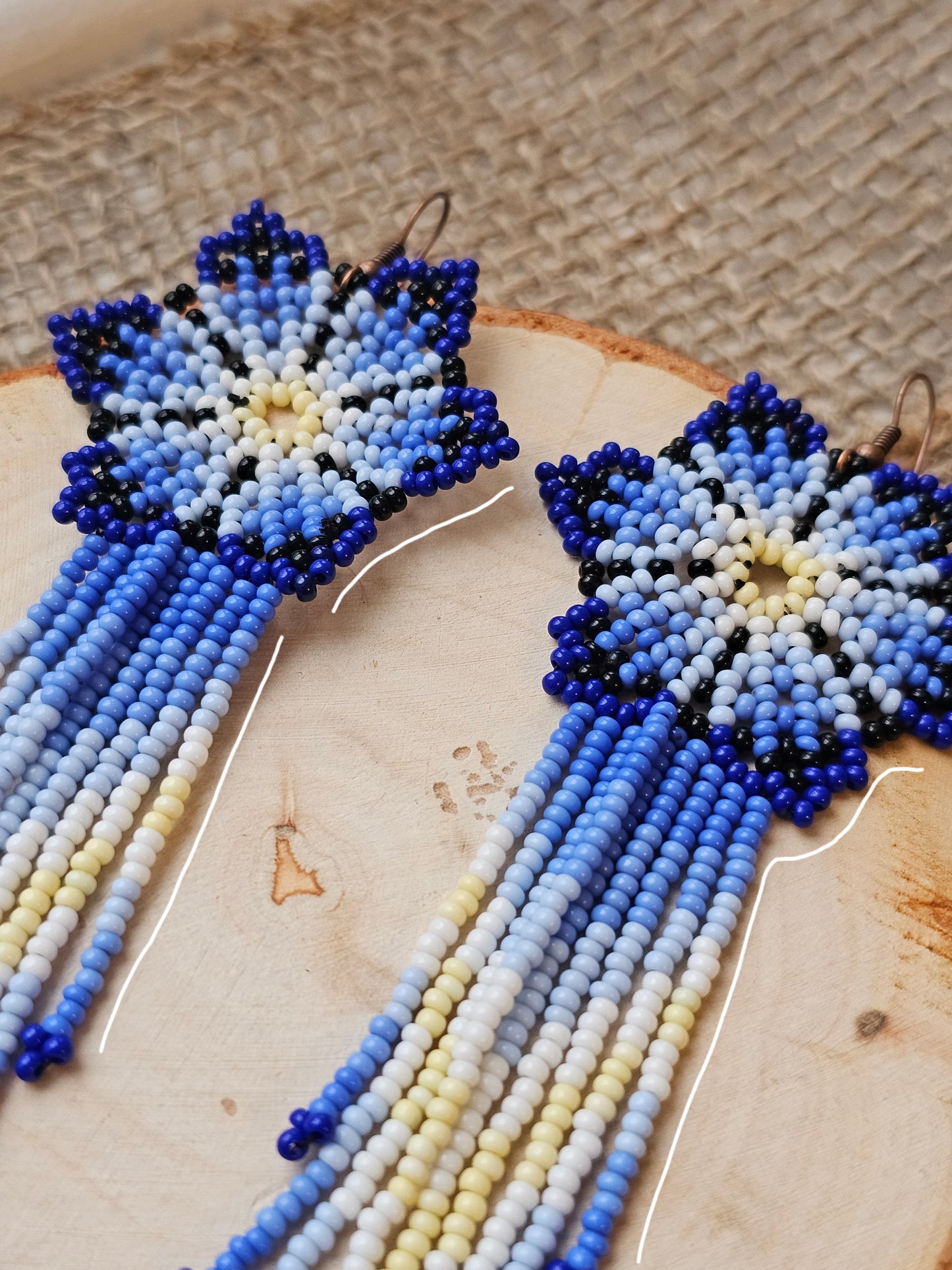 💠✨WINTER SPRING BEADED EARRINGS ✨💙 - Awaska