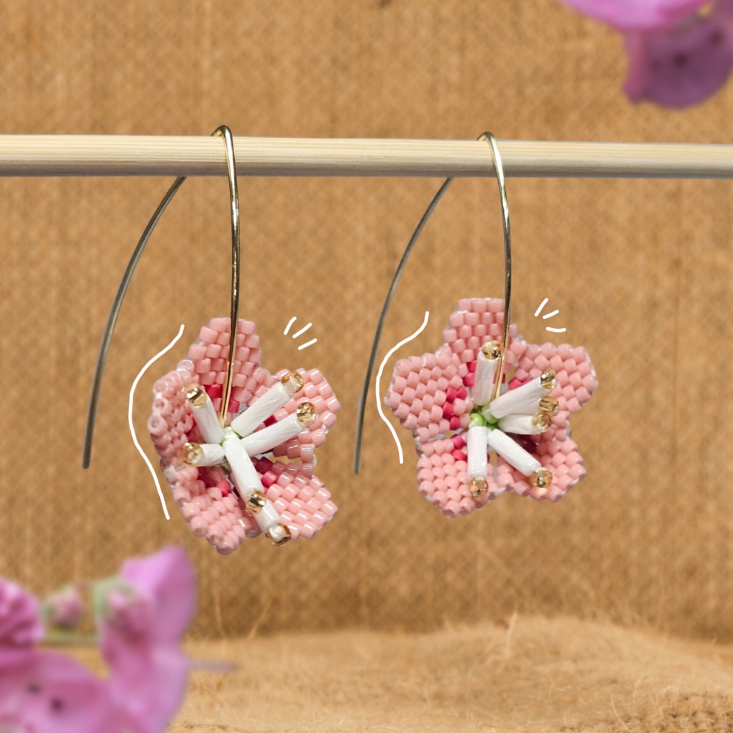 ✨NEW✨ Les fleurs du Québec 🌸 Beaded Earrings 🌸 Kalmia a feuilles étroites