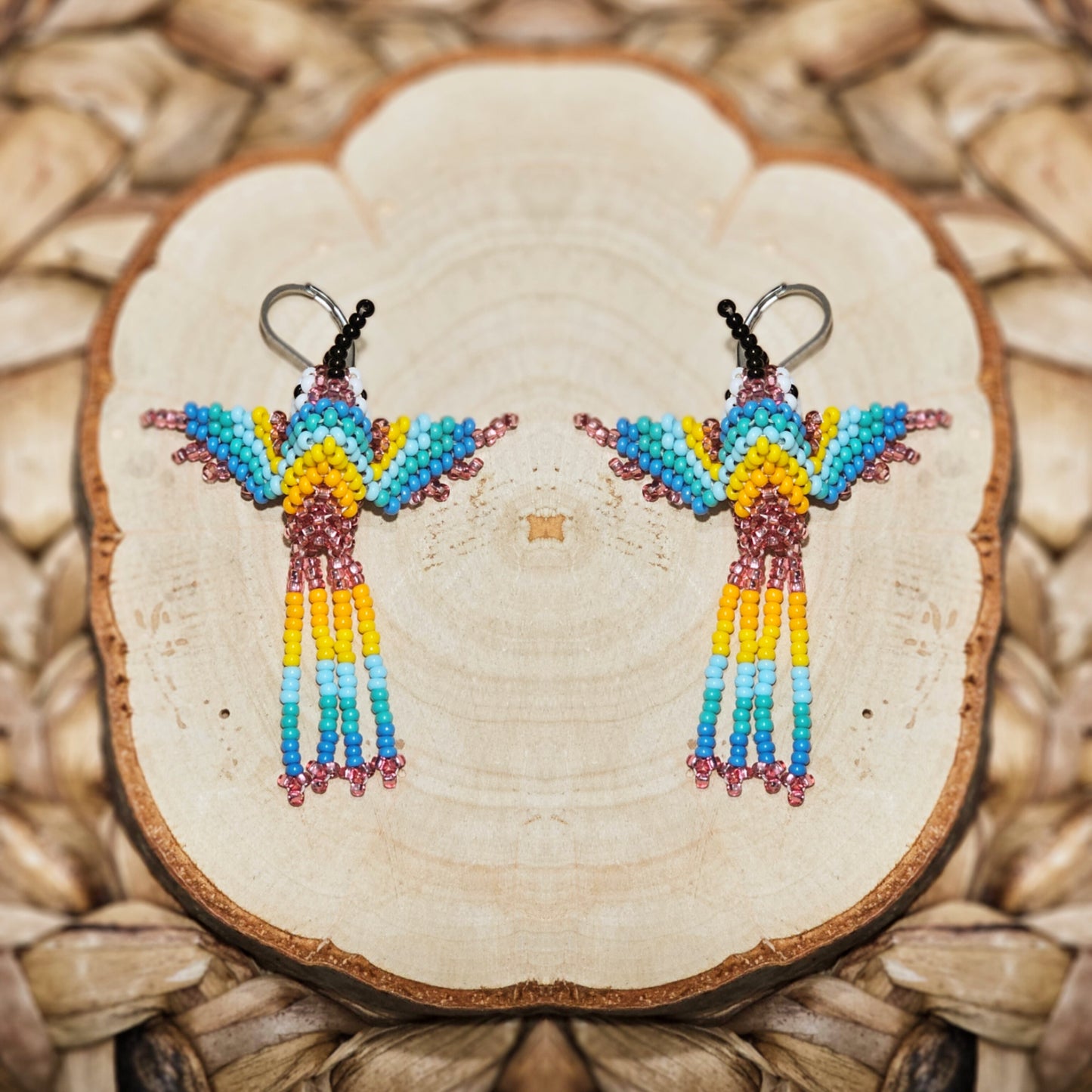 ✨Little hummingbirds ✨ 3D Beaded Earrings