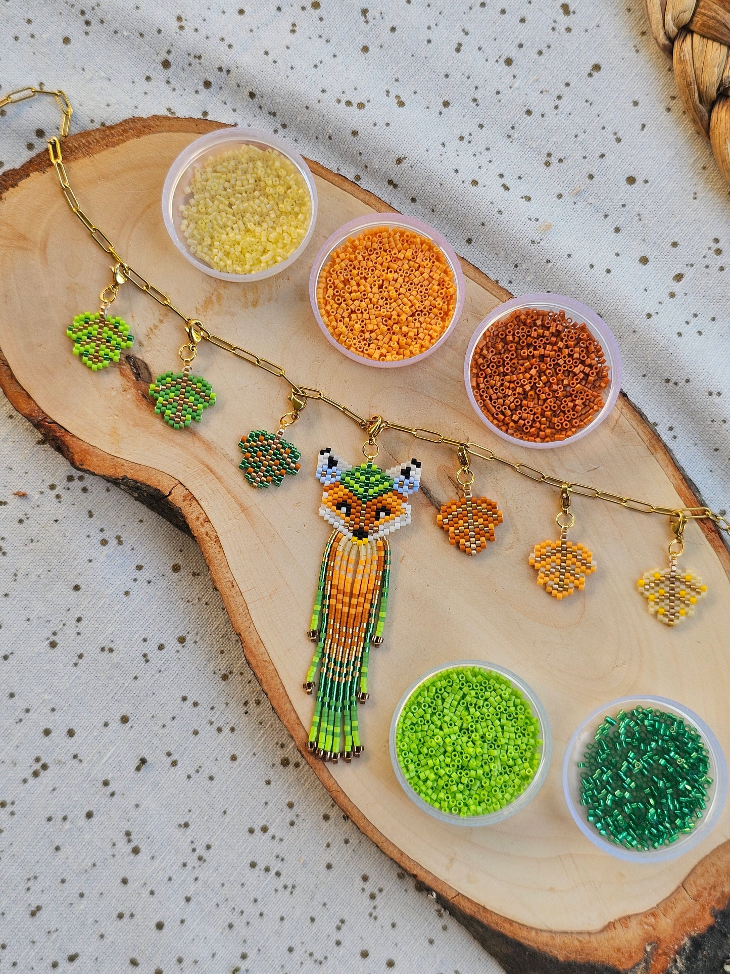 🦊🍂NEW✨Reverie🍂 Beaded Fox Leave Necklace