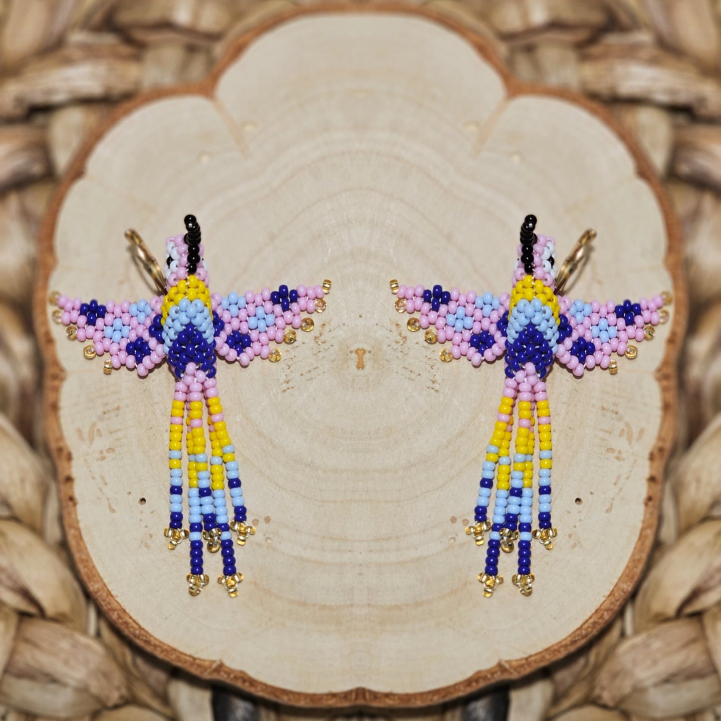 ✨ Little hummingbirds ✨ 3D Beaded Earrings