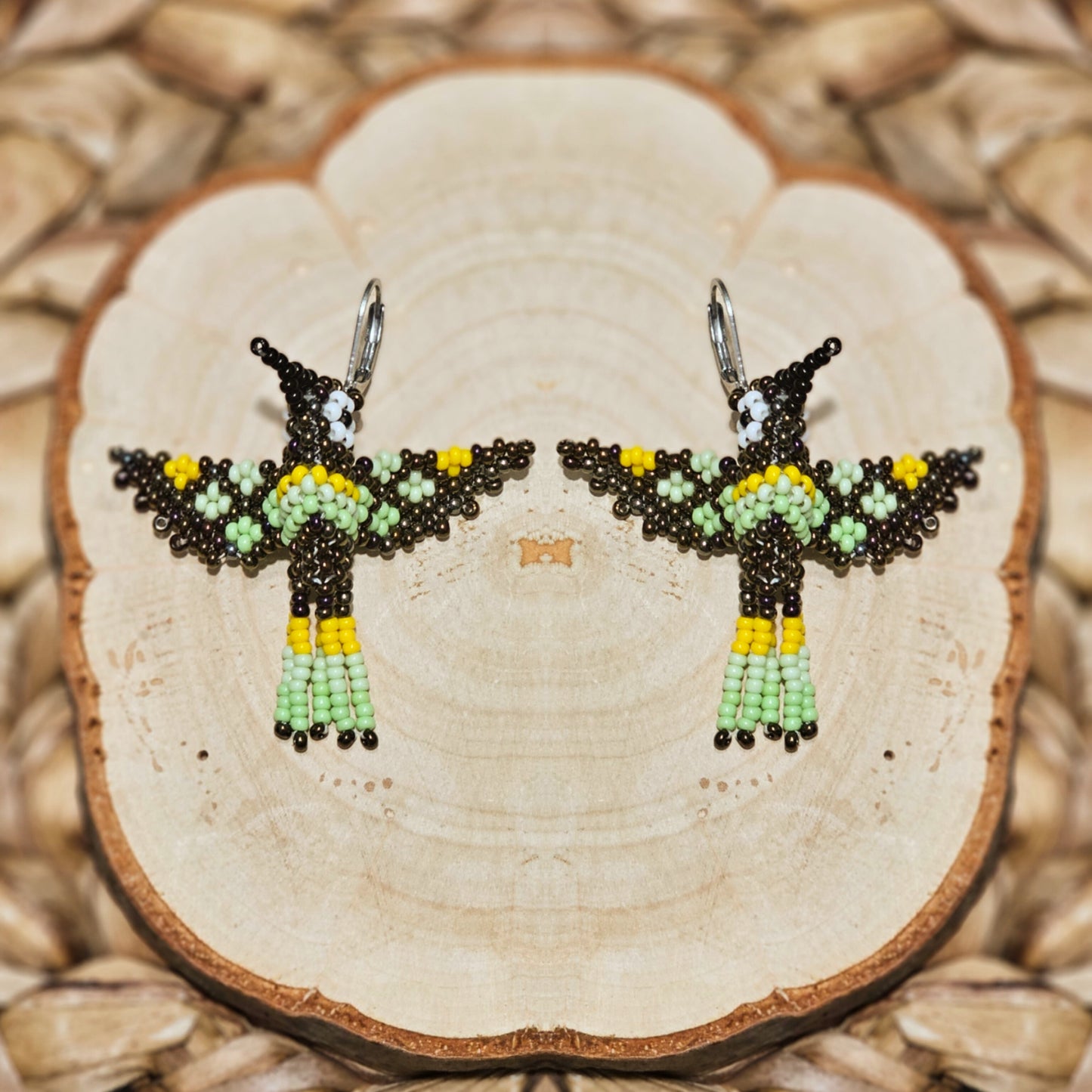 ✨ Little hummingbirds ✨ 3D Beaded Earrings