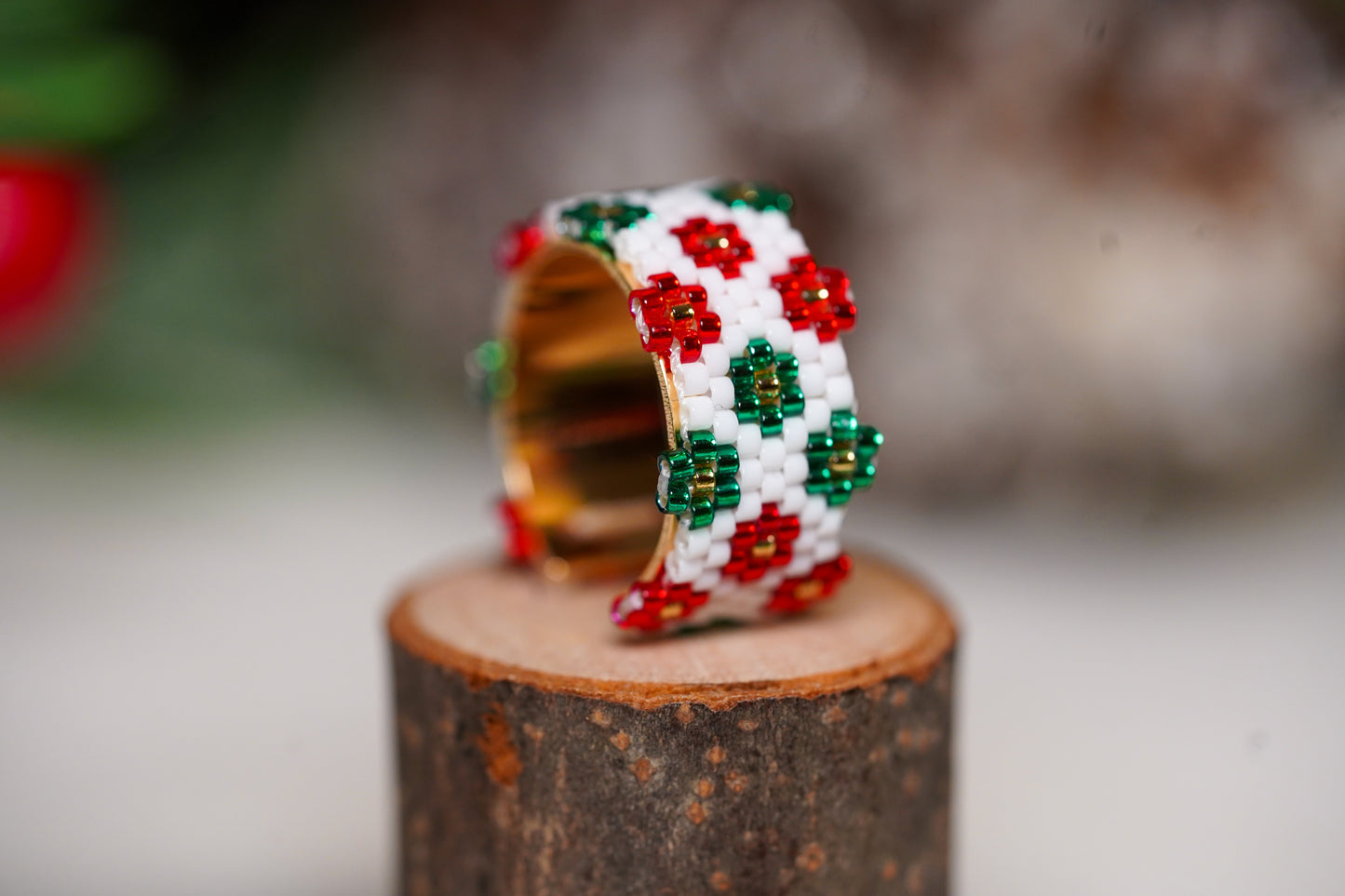 ❤️🎄NEW🎄❤️ Sound of Flowers Christmas Beaded Ring  ✨