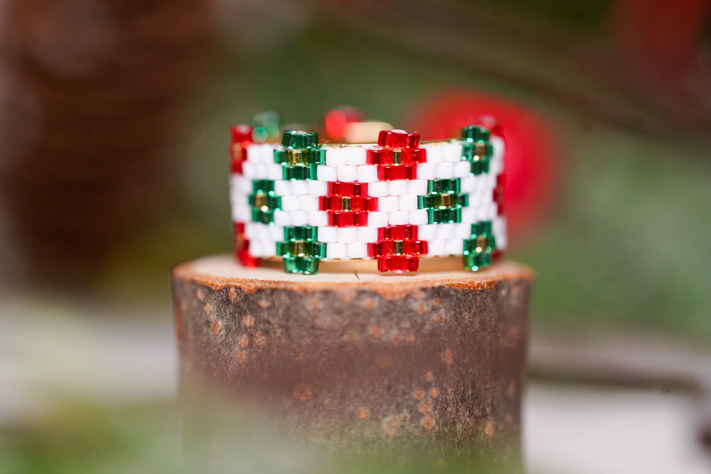 ❤️🎄NEW🎄❤️ Sound of Flowers Christmas Beaded Ring  ✨