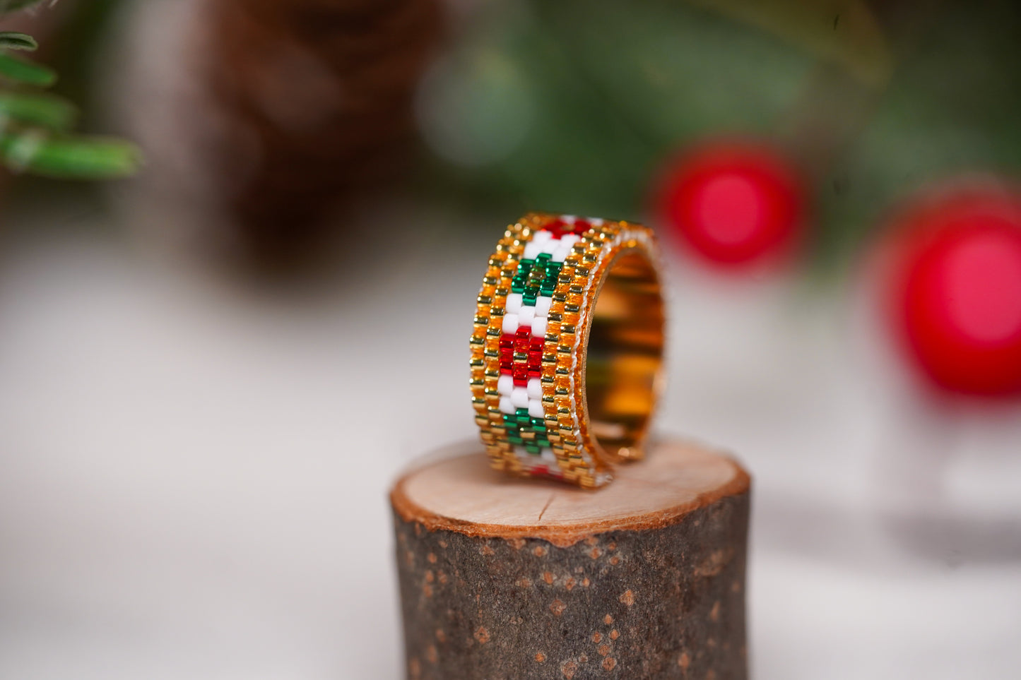 ❤️🎄NEW🎄❤️ Sound of Flowers Christmas Beaded Ring  ✨