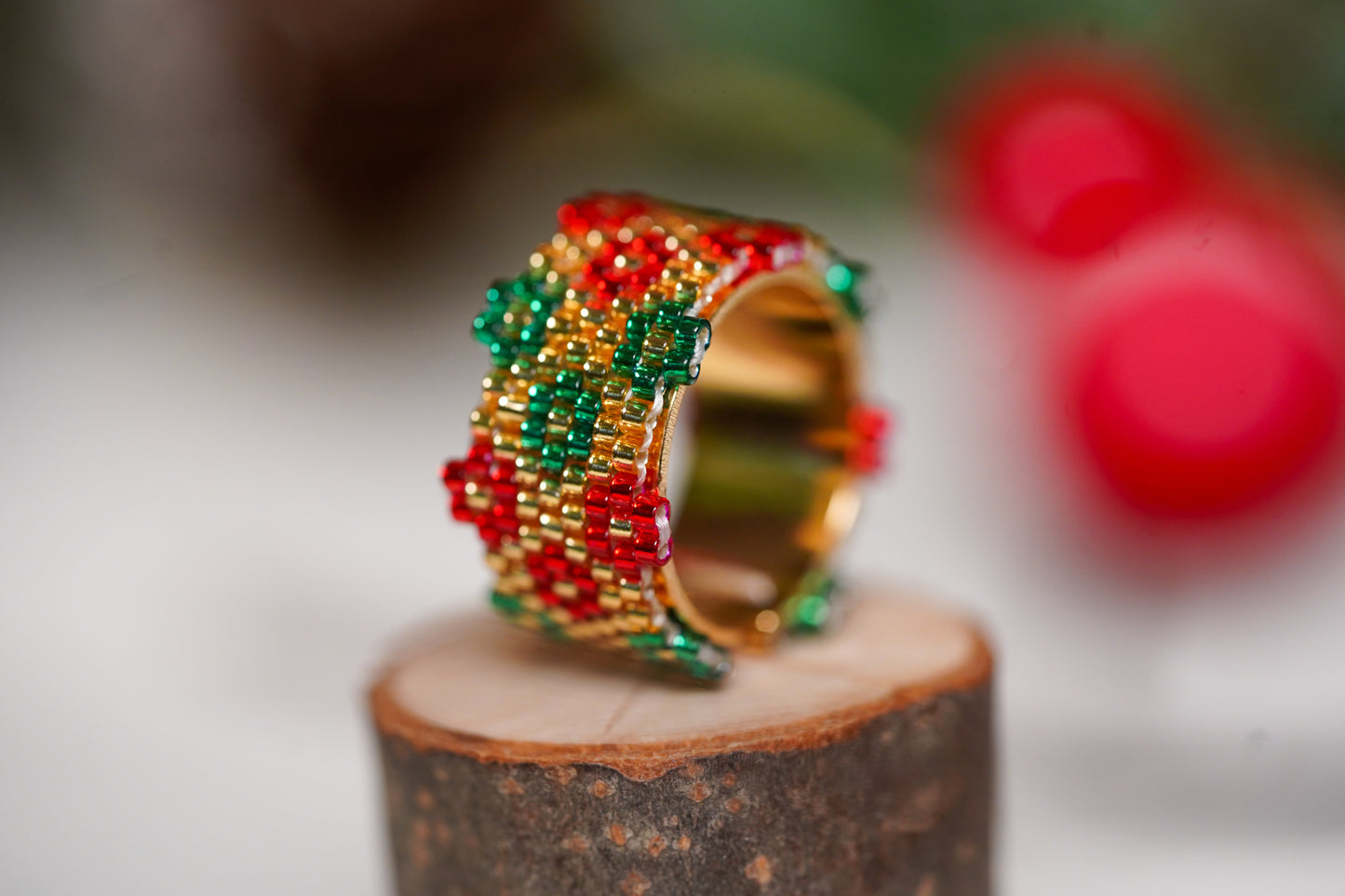 ❤️🎄NEW🎄❤️ Sound of Flowers Christmas Beaded Ring  ✨