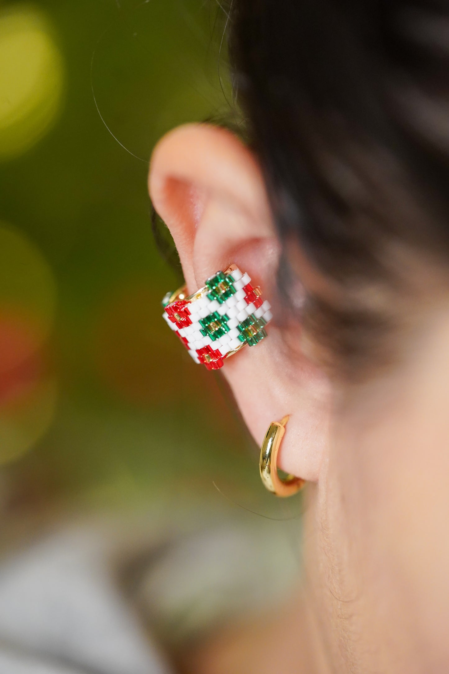 ❤️🎄NEW🎄❤️ Sound of Flowers Christmas Beaded Ear Cuff  ✨
