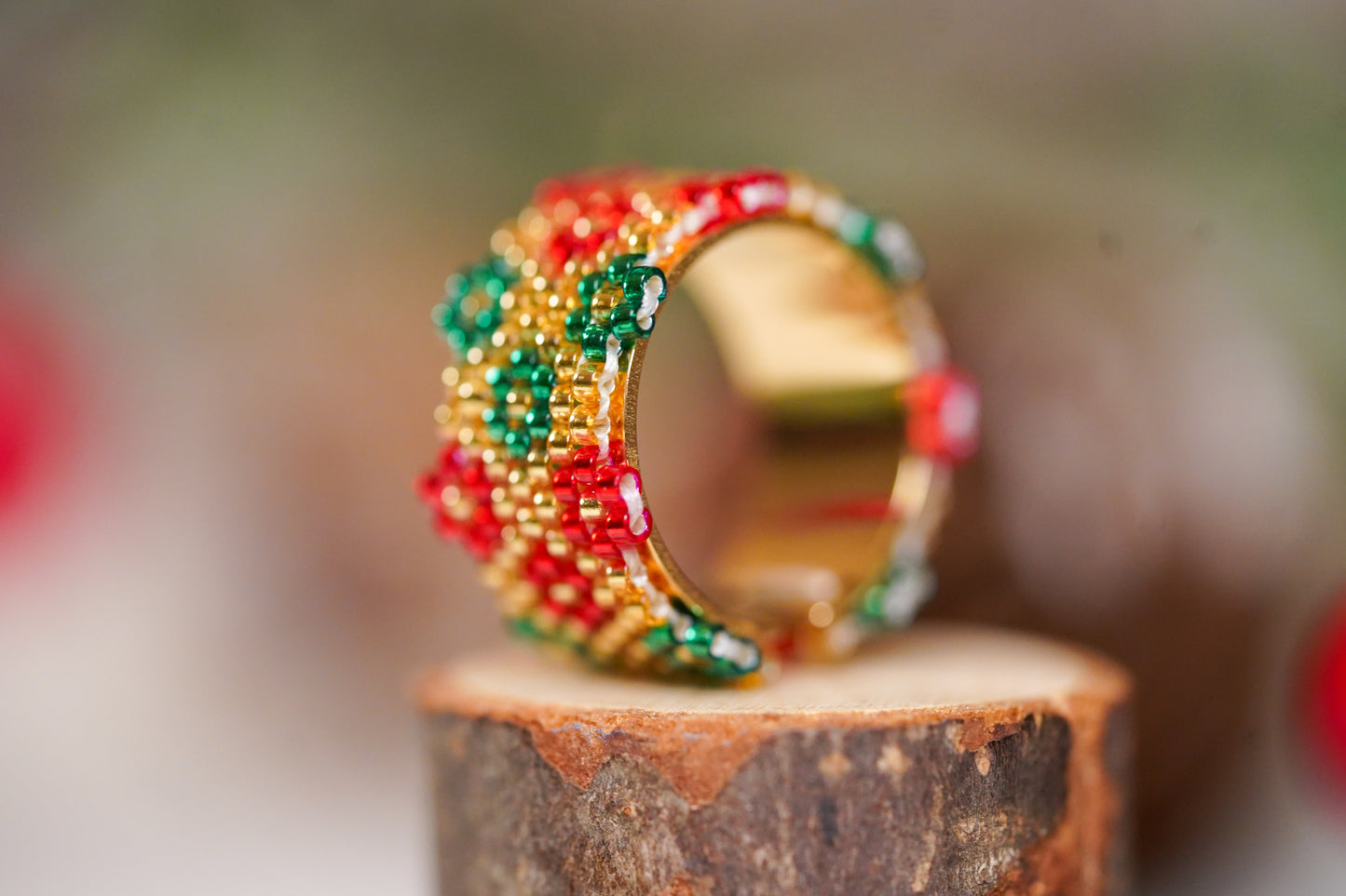 ❤️🎄NEW🎄❤️ Sound of Flowers Christmas Beaded Ring  ✨