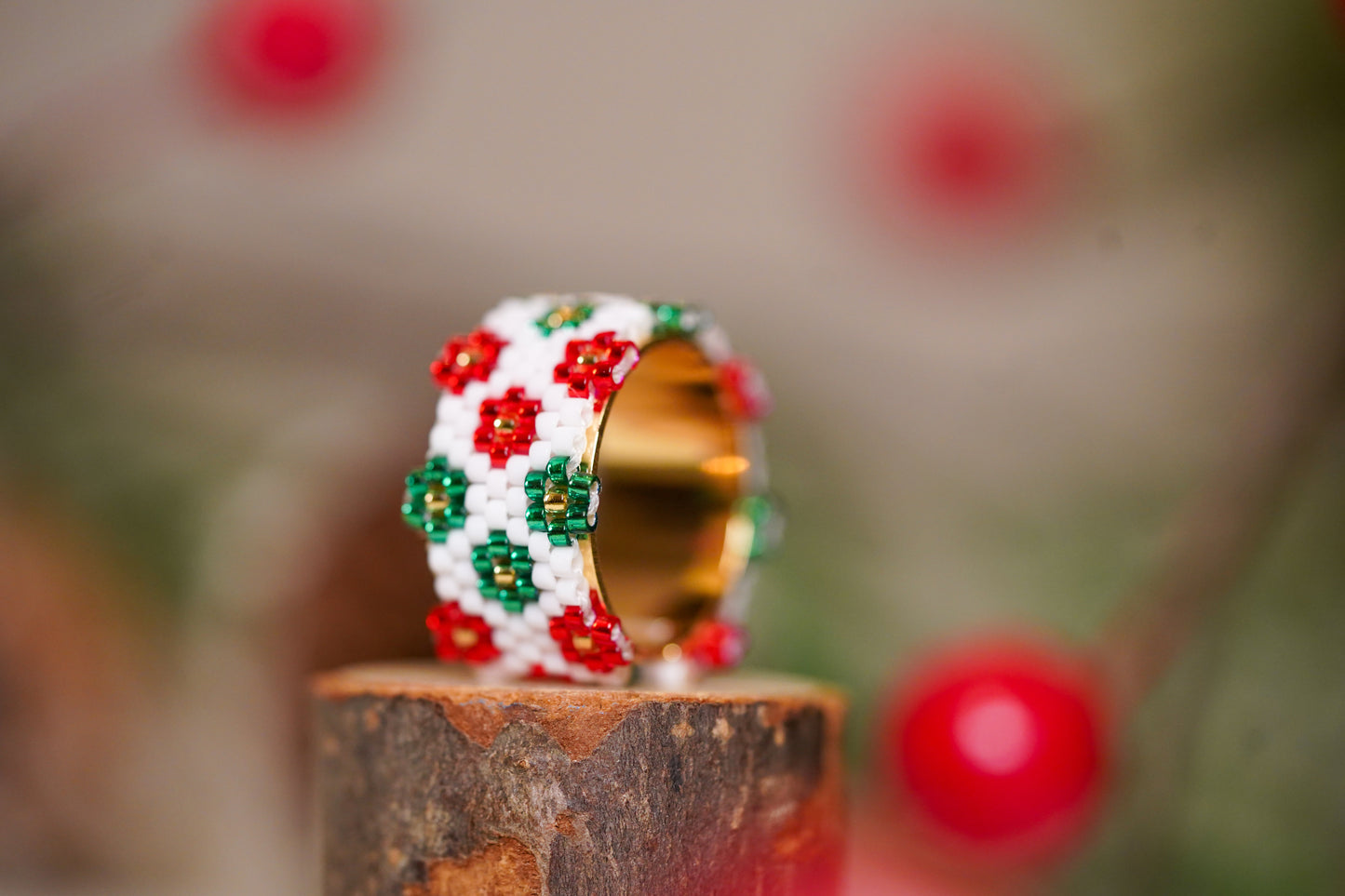 ❤️🎄NEW🎄❤️ Sound of Flowers Christmas Beaded Ring  ✨