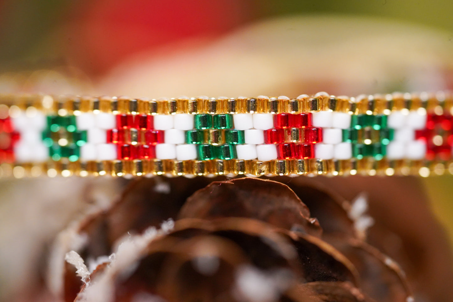 ❤️🎄NEW🎄❤️ Sound of Flowers Beaded Christmas Bracelet  ✨