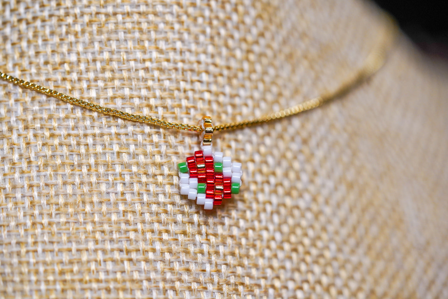 ❤️🎄NEW🎄❤️ Sound of Flowers Christmas Beaded Necklace ✨