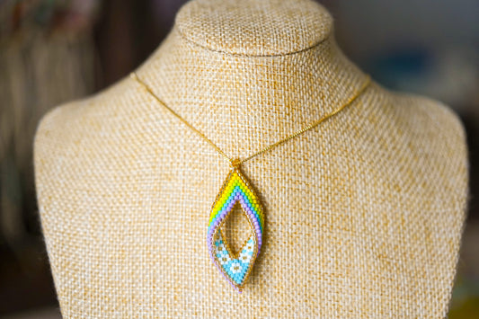 💛✨ NEW✨🐝 HIVES OF THE EARTH ✨ Hive Blossom Beaded Necklace