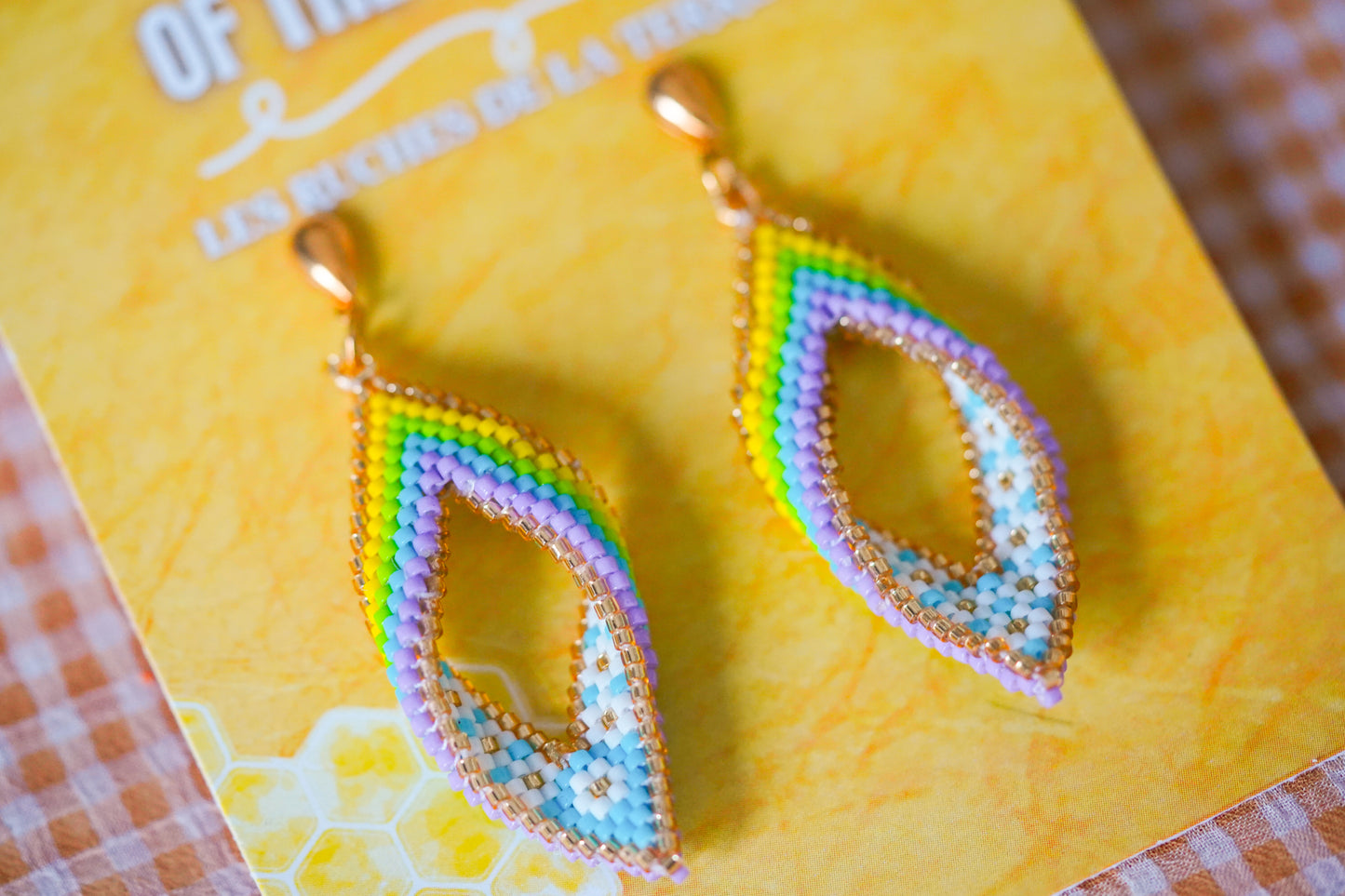 💛✨ NEW✨🐝 HIVES OF THE EARTH ✨ Hive Blossom Earrings