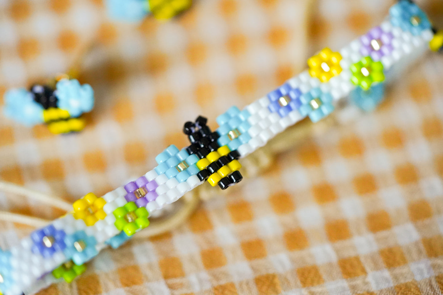 💛✨ NEW✨🐝 HIVES OF THE EARTH ✨ Honeybee Beaded Bracelet