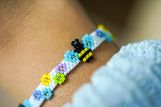 💛✨ NEW✨🐝 HIVES OF THE EARTH ✨ Honeybee Beaded Bracelet