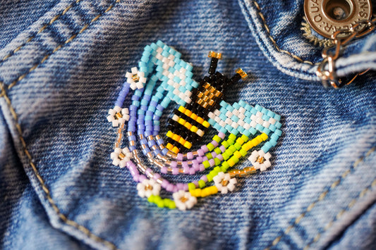 💛✨ NEW✨🐝 HIVES OF THE EARTH ✨  Dancing Bee(ad)s Pin