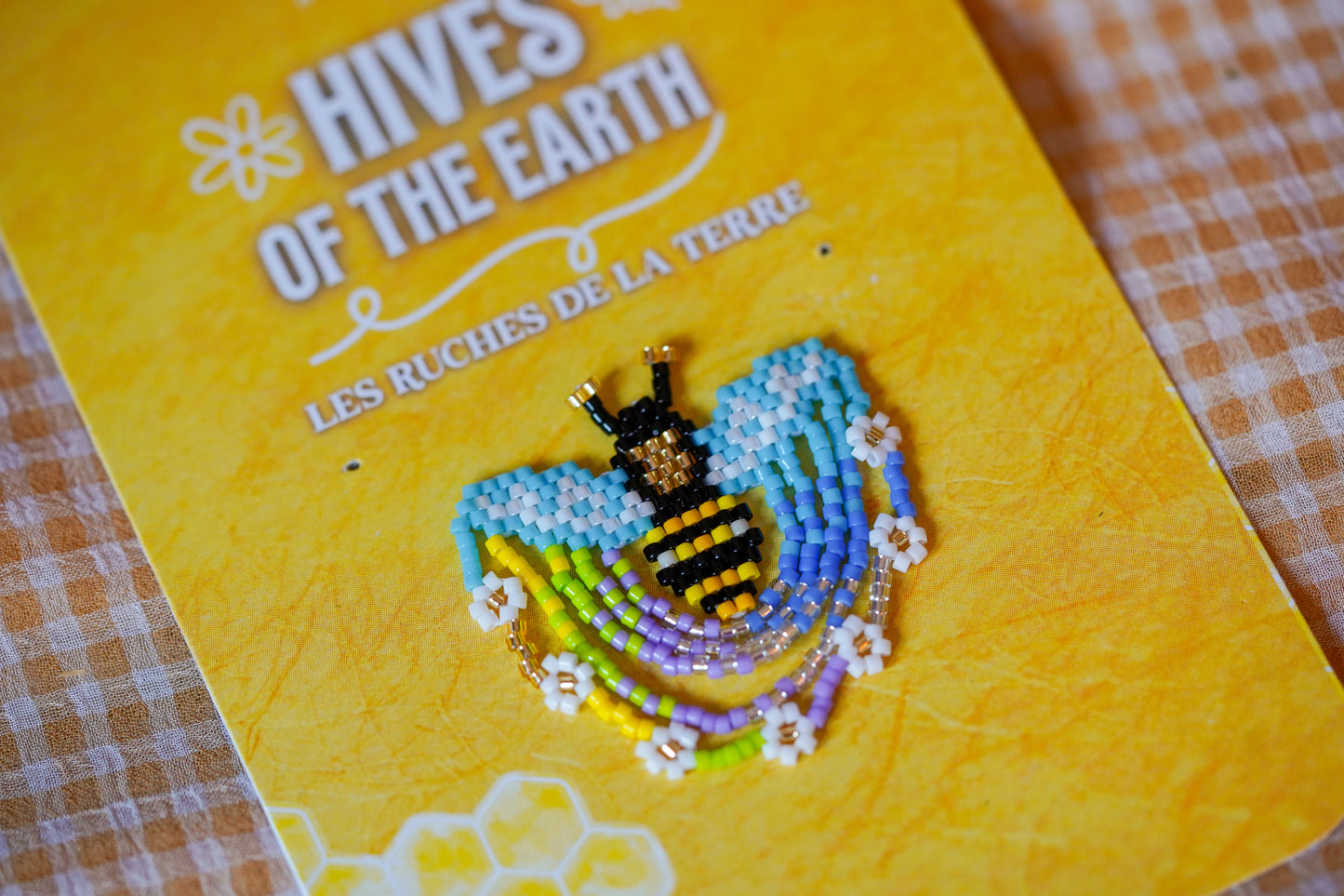 💛✨ NEW✨🐝 HIVES OF THE EARTH ✨  Dancing Bee(ad)s Pin
