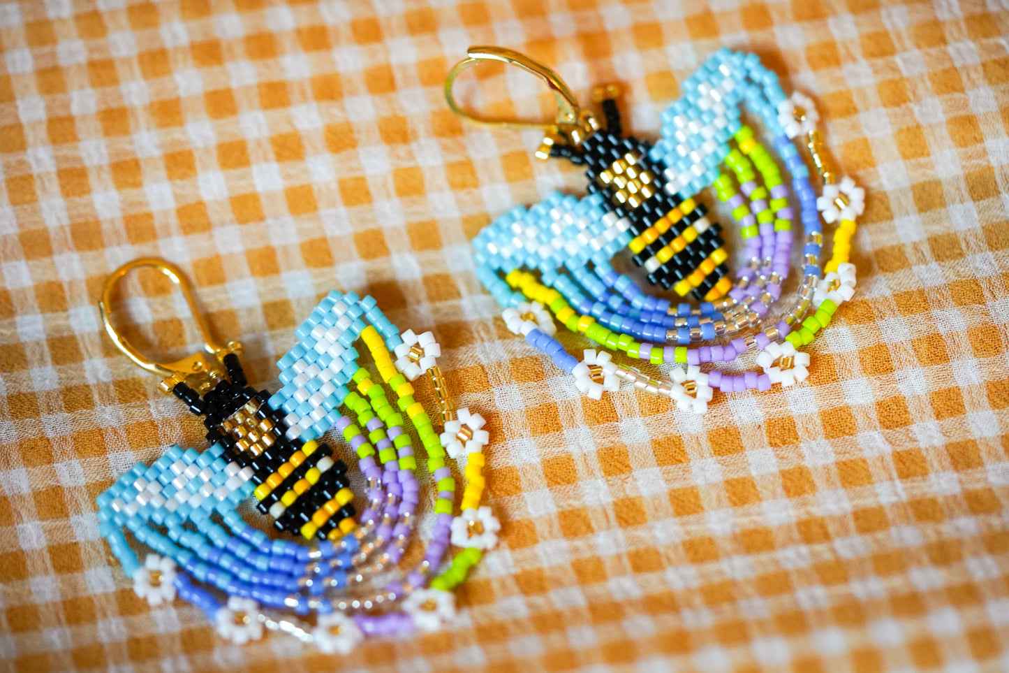 💛✨ NEW✨🐝 HIVES OF THE EARTH ✨ SET — Dancing Dancing Bee(ad)s Earrings