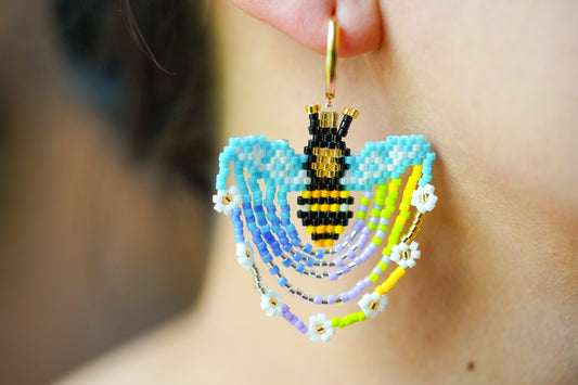💛✨ NEW✨🐝 HIVES OF THE EARTH ✨ SET — Dancing Dancing Bee(ad)s Earrings