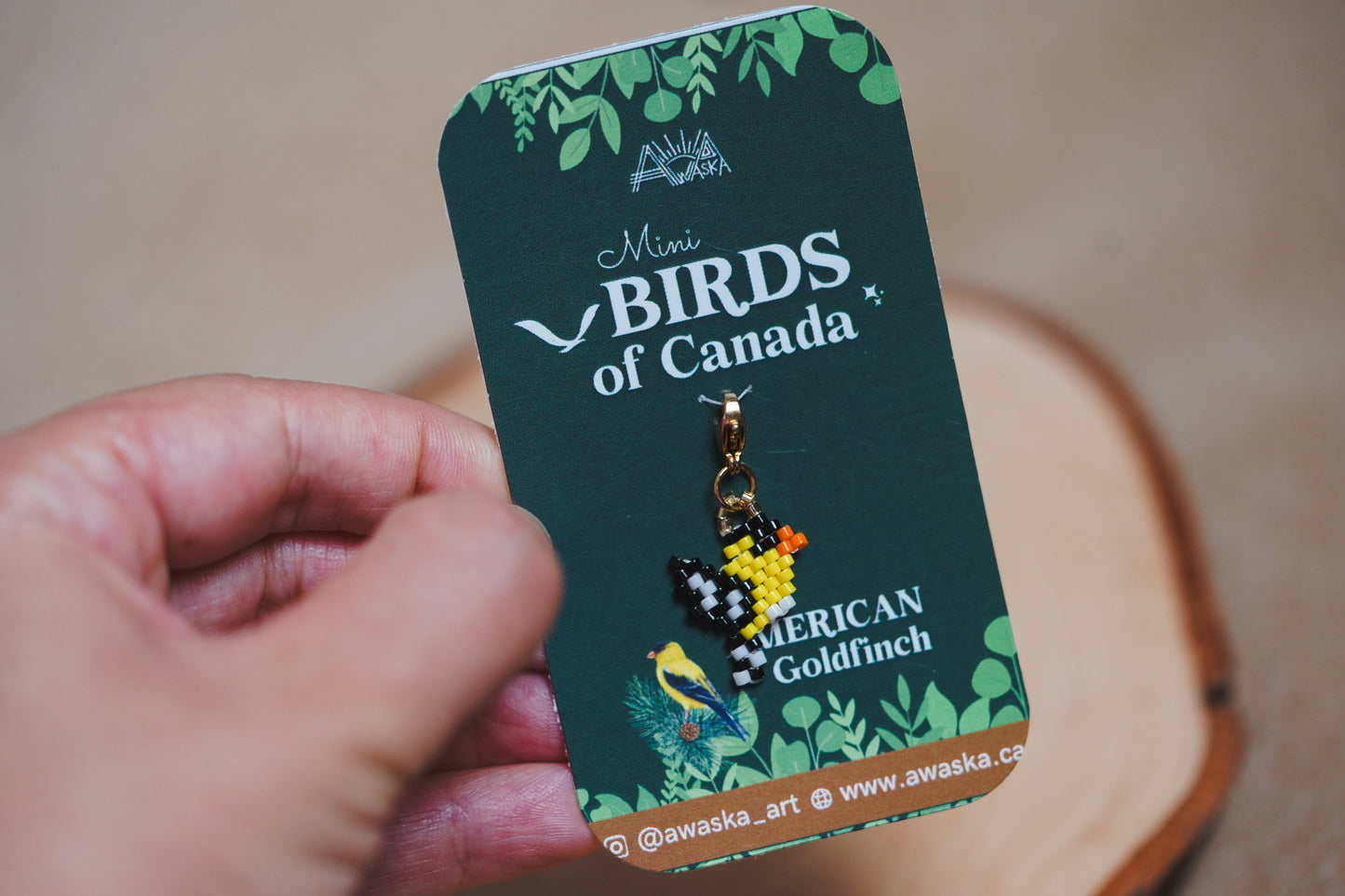 🌟 NEW✨ BEADED CHARMS ♥️ BIRDS OF CANADA (Mini) ✨ American Goldfinch 💛