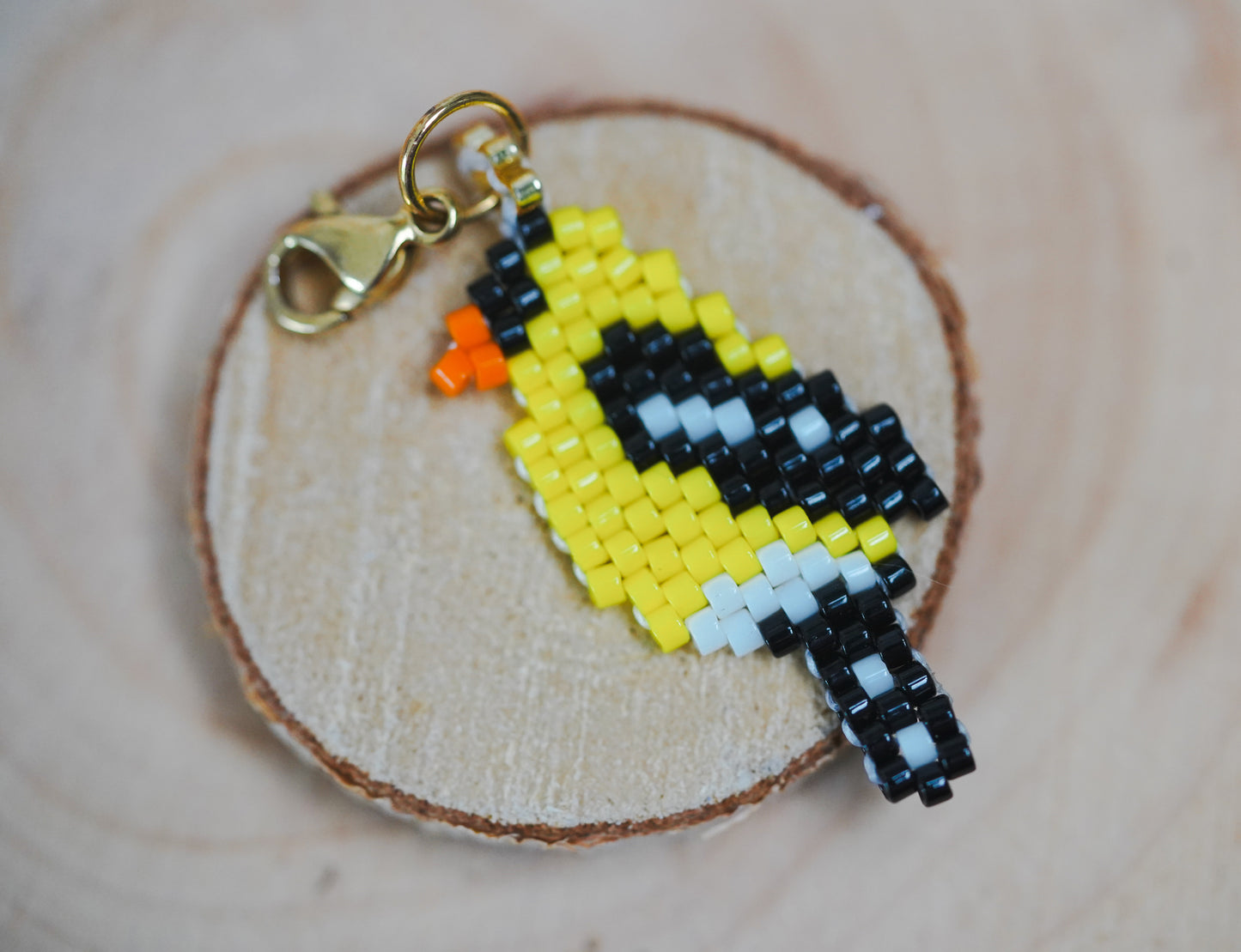 🌟 NEW✨ BEADED CHARMS ♥️ BIRDS OF CANADA (Medium) ✨ American Goldfinch 💛