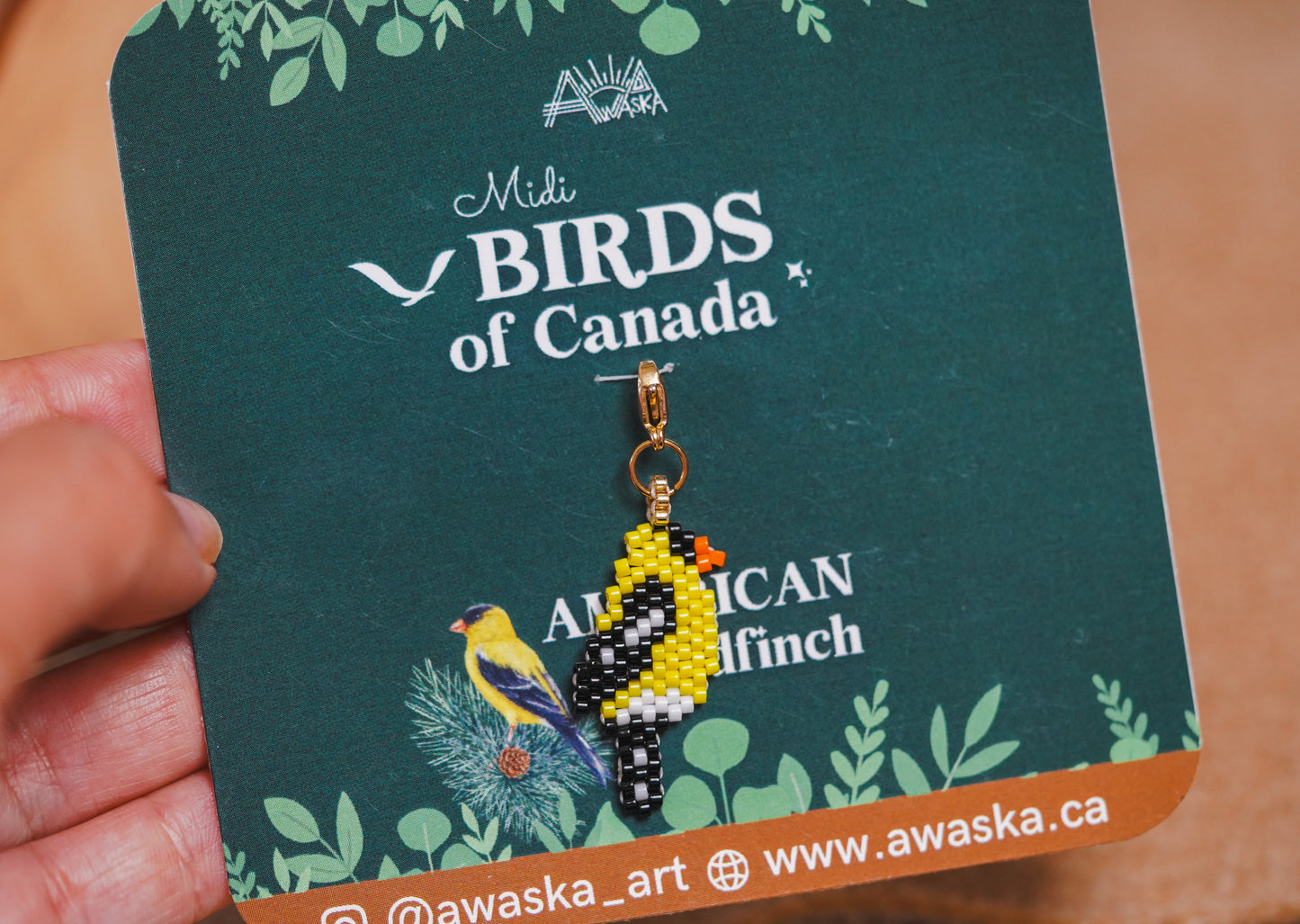 🌟 NEW✨ BEADED CHARMS ♥️ BIRDS OF CANADA (Medium) ✨ American Goldfinch 💛