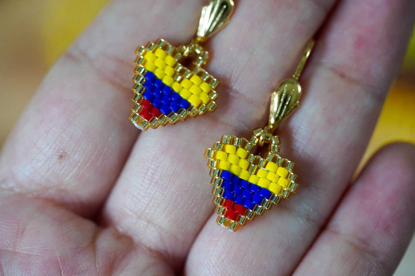 NEW 💛💙♥️⚽ Colombia Heart Beaded Earrings