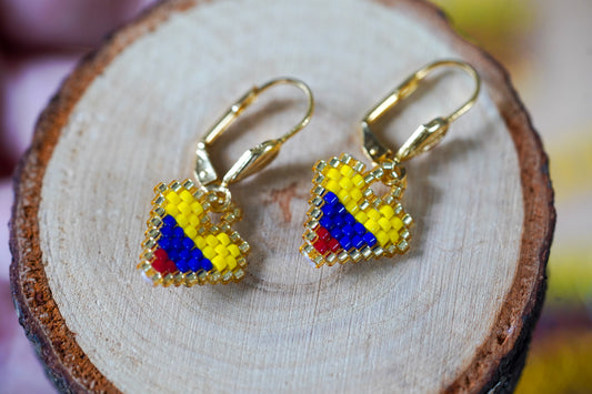 NEW 💛💙♥️⚽ Colombia Heart Beaded Earrings