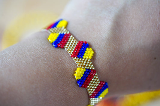 NEW 💛💙♥️⚽ Colombia Beaded Bracelet