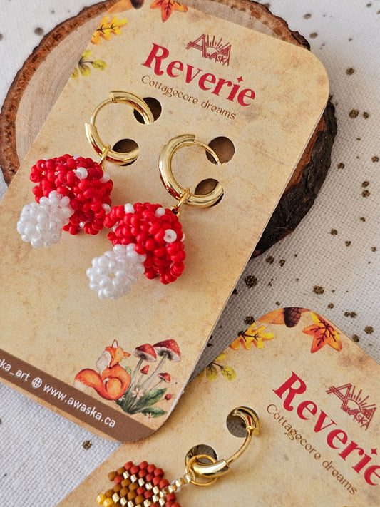 🦊🍁NEW🍂 Reverie ✨ Mushroom beaded earrings