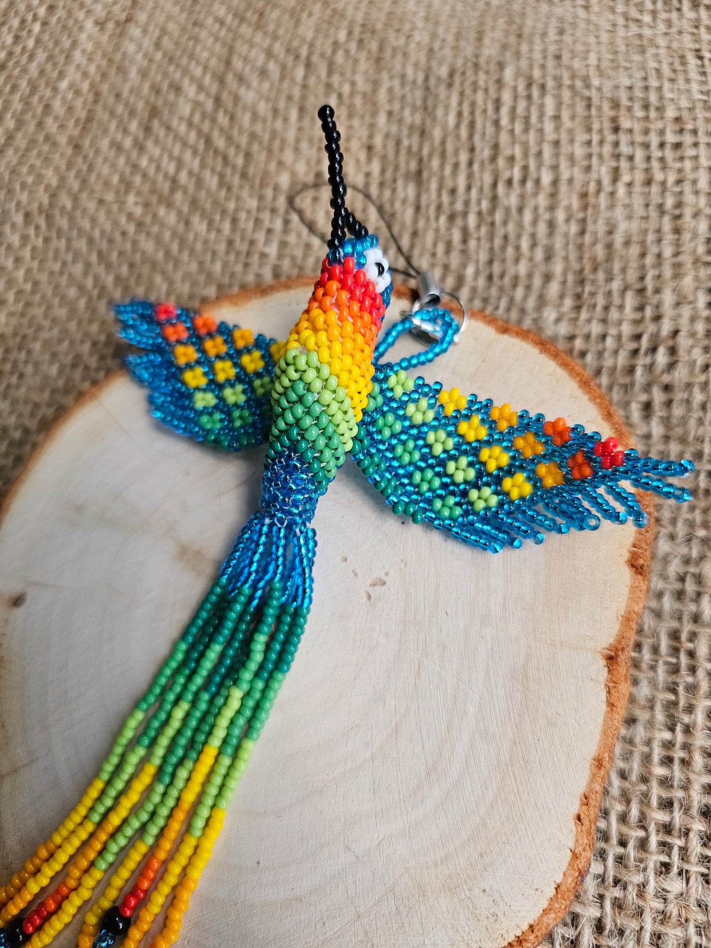 ✨NEW✨Little hummingbird ✨ 3D Beading