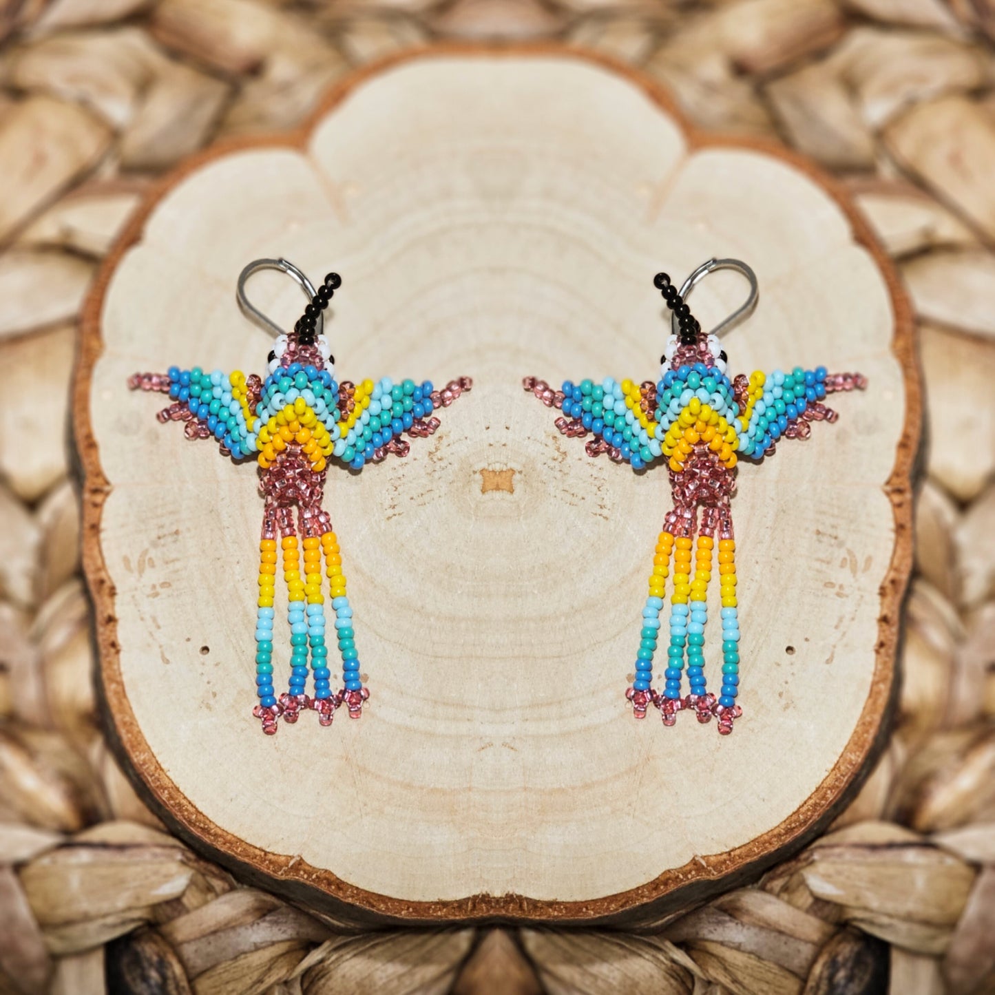 ✨Little hummingbirds ✨ 3D Beaded Earrings