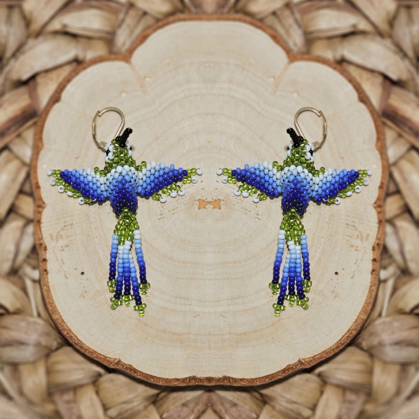 ✨ Little hummingbirds ✨ 3D Beaded Earrings