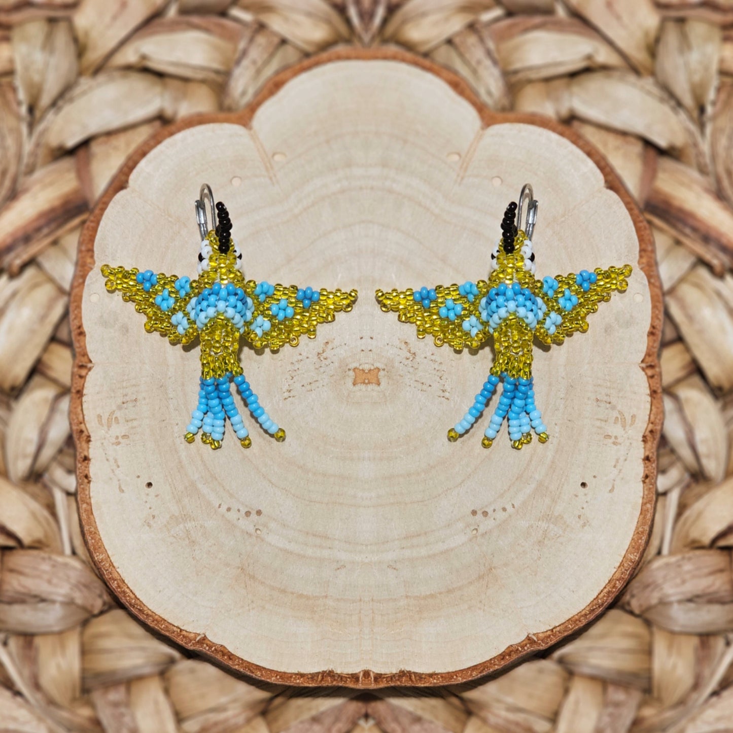 ✨ Little hummingbirds ✨ 3D Beaded Earrings