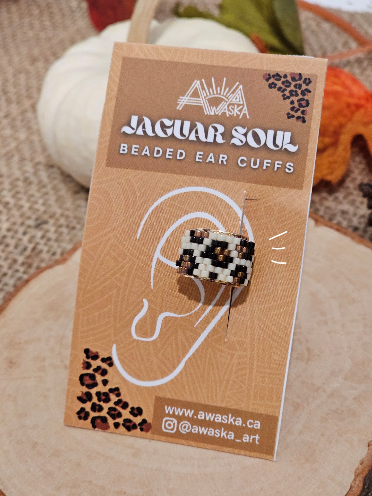 ✨🍁NEW🍁✨ Jaguar Soul Beaded Ear Cuff