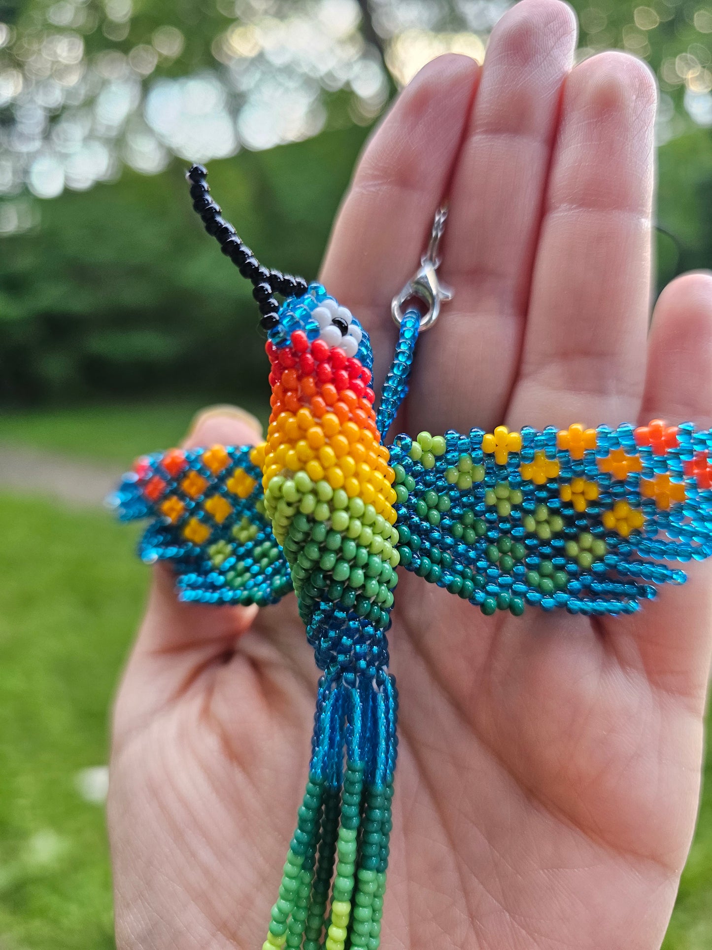 ✨NEW✨Little hummingbird ✨ 3D Beading